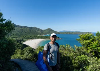 Hike to Ham Tin Beach in Tai Long Wan