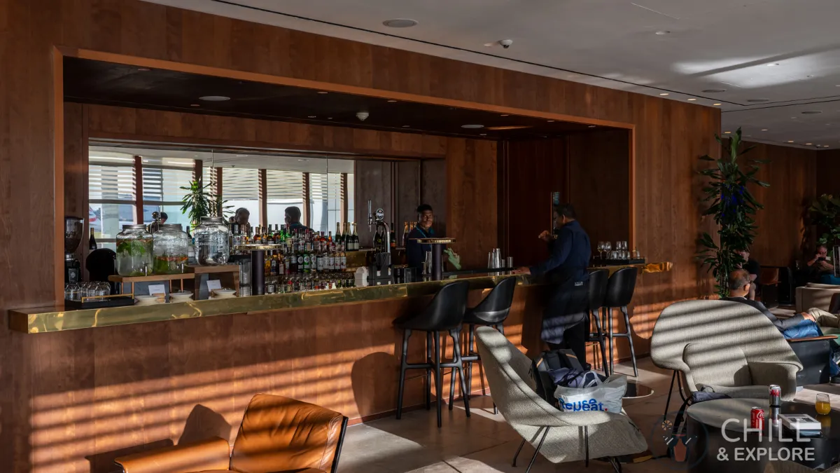 The bar at the Cathay Pacific Business Lounge Heathrow